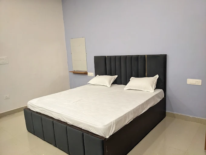 Clean bedroom